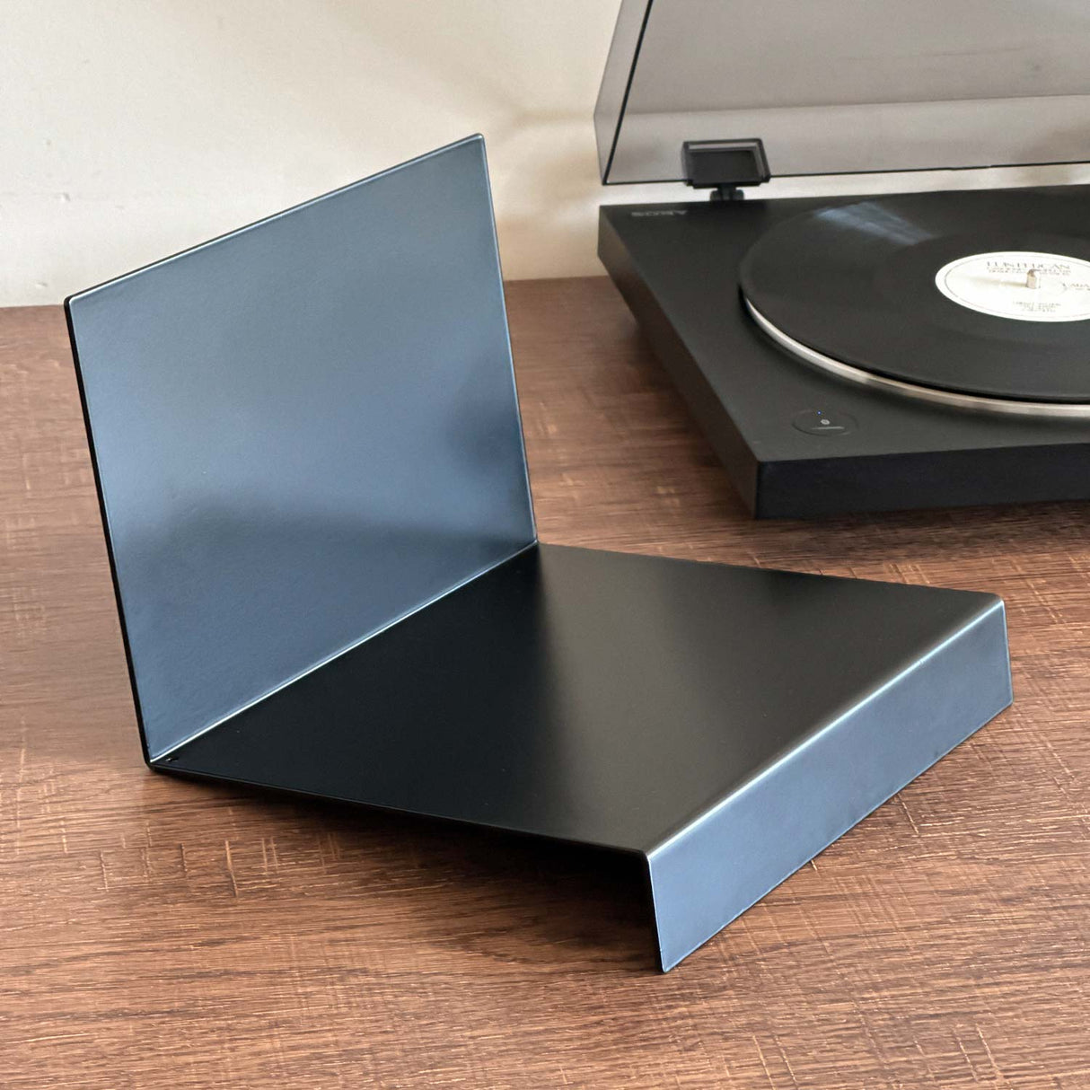 Soporte Metálico para Vinilos ISAK - Expositor de discos de sobremesa