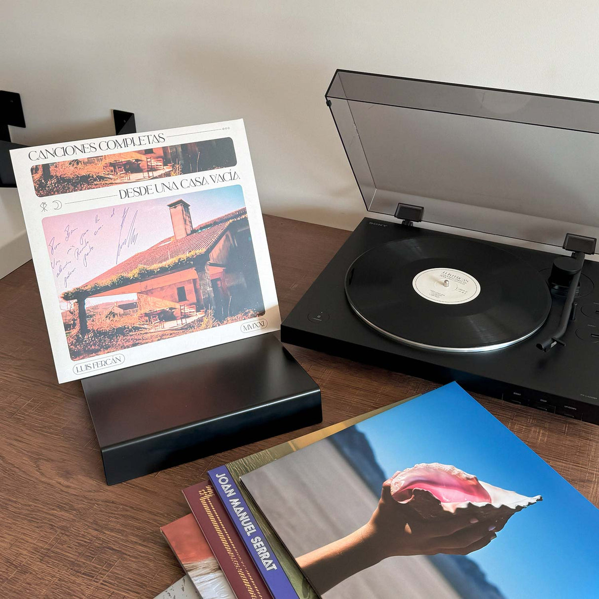 Soporte Metálico para Vinilos ISAK - Expositor de discos de sobremesa